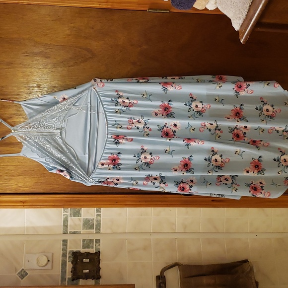 2xx no boundaries dress - Picture 3 of 6